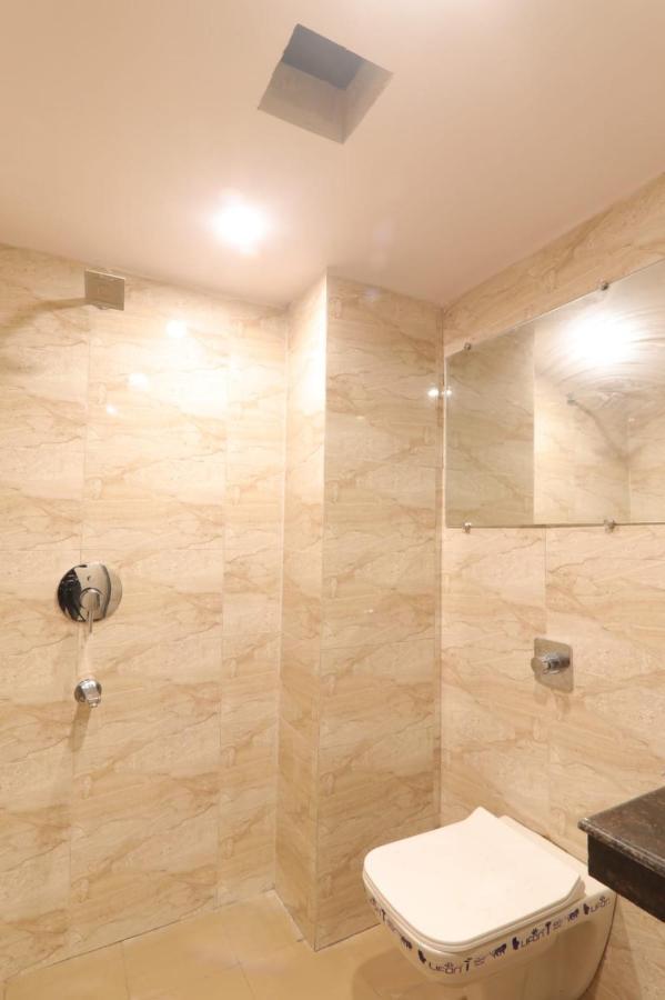 Hotel Blueark Lucknow Dış mekan fotoğraf